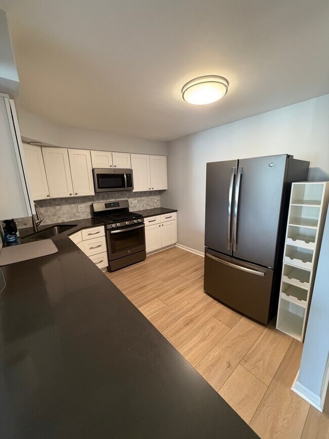 Foto del edificio - 110 S Dunton Ave