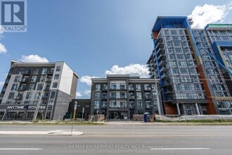 Building Photo - 470 Dundas St E