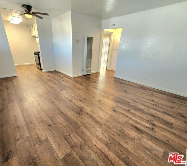 Foto del edificio - 165 N Hamilton Ave