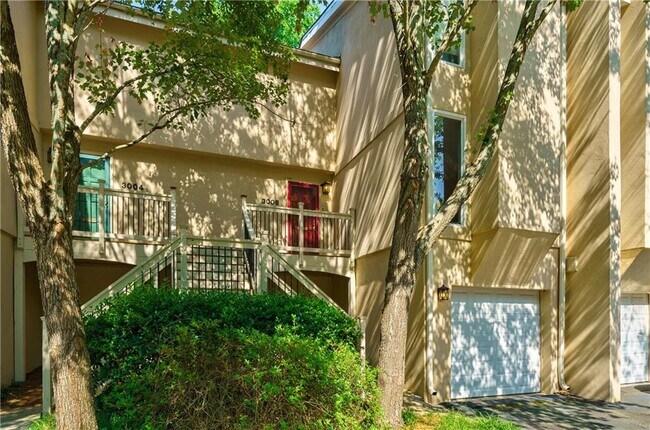 Building Photo - 3006 Vinings Ferry Dr SE