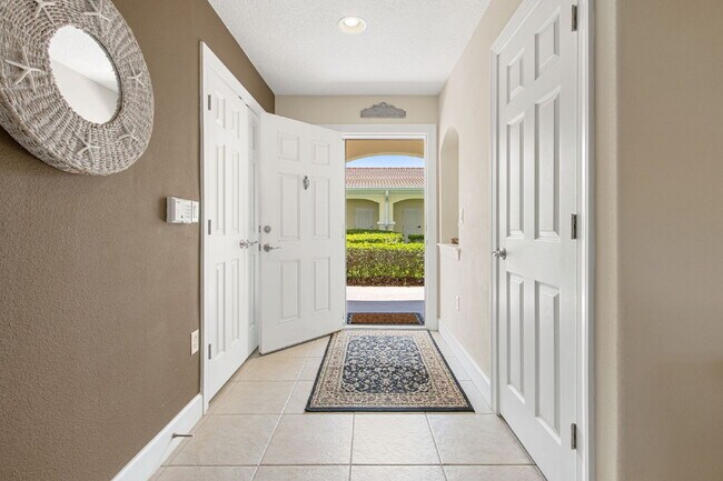Building Photo - Fully Furnished 3/3 Ocean Grande Condo