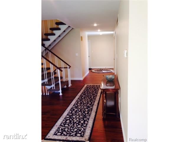 Foto del edificio - 7146 Pebble Park Dr