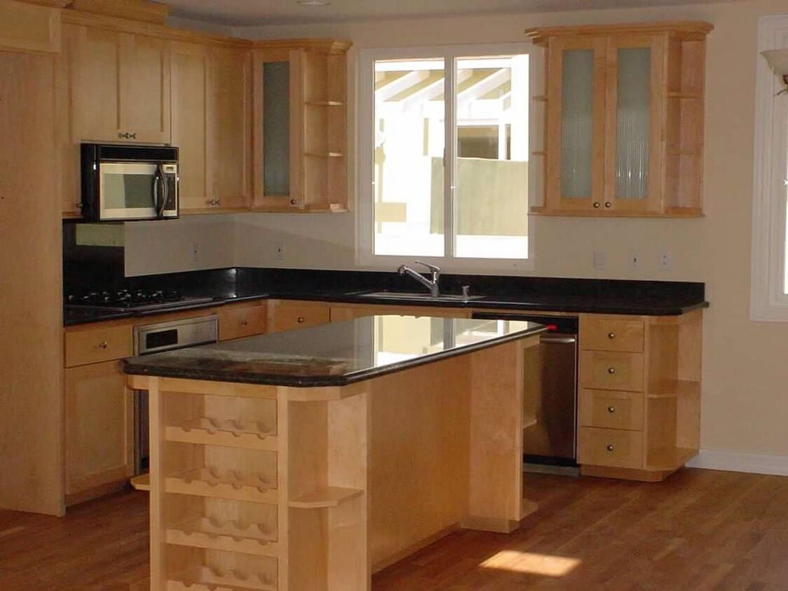 Primary Photo - 5582 W 190th St