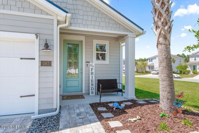 Foto del edificio - 387 Thistleton Wy