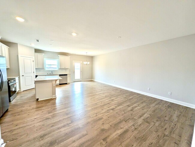 Building Photo - Barrington Dream