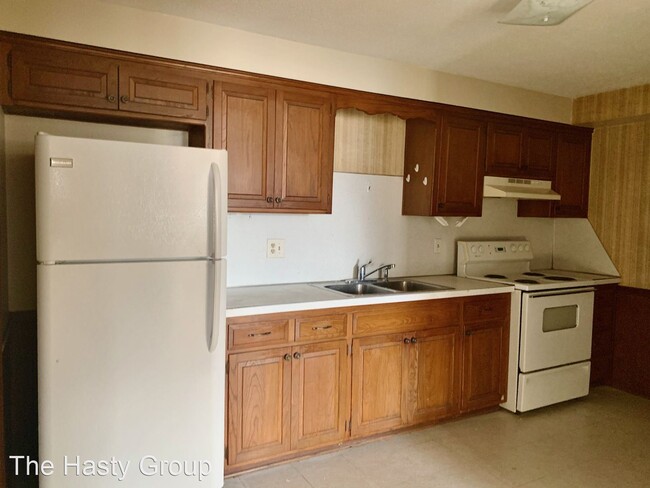 Building Photo - 1 br, 1 bath House - 10911 w 59th Terr
