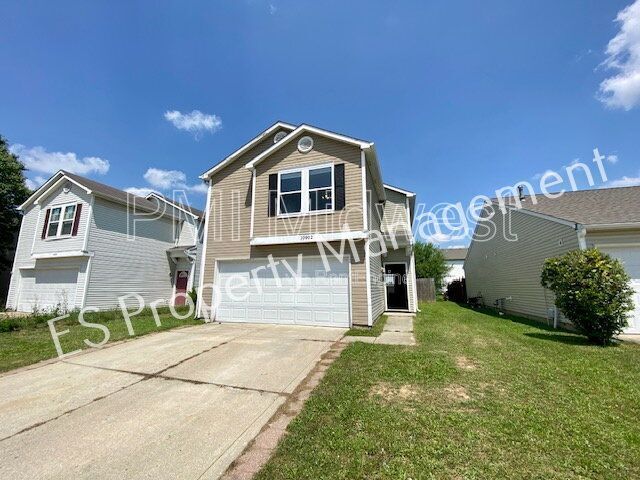 Building Photo - 10902 Glenayr Dr