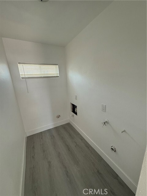 Foto del edificio - 7134 Granger Ave