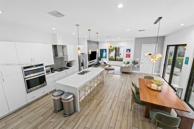 Foto del edificio - 4420 NW 81st Ave