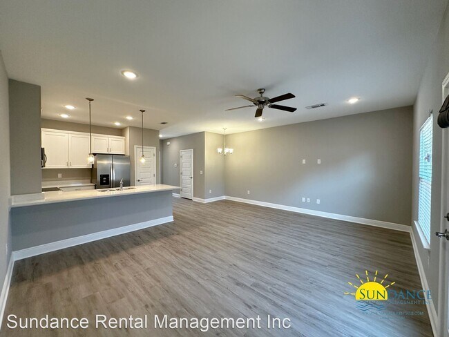 Building Photo - 3 br, 2.5 bath House - 319 Carmel Drive, U...