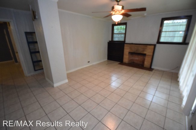 Building Photo - 3 br, 1 bath House - 413 Cameron St.