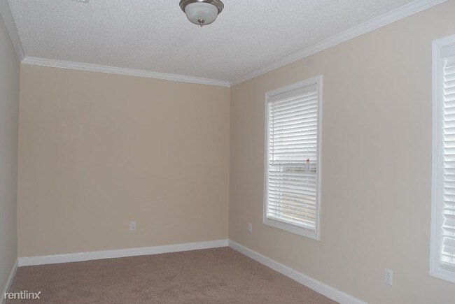 Foto del edificio - 3 br, 2 bath House - 19692 Brighton Dr