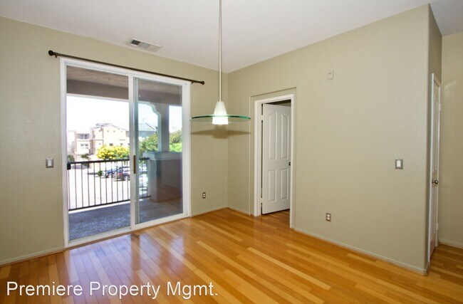 Building Photo - 2 br, 2.5 bath House - 1237 San Elijo Rd. S