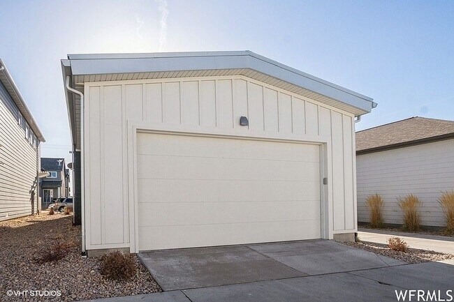 Foto del edificio - 1046 W Albion Meadow Way