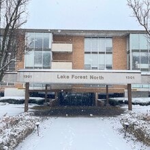 Building Photo - 1301 N Western Ave