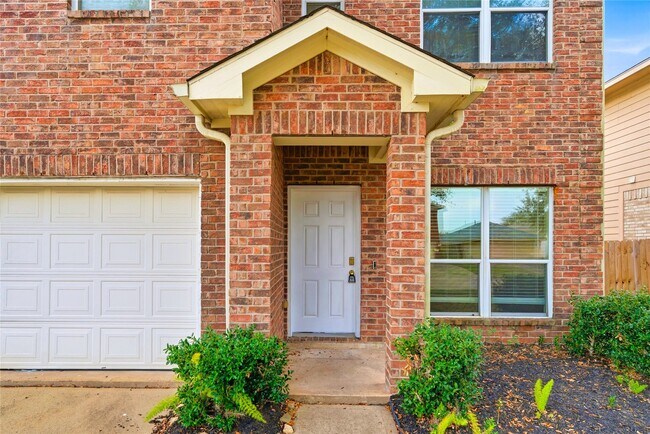 Foto del edificio - 1111 Auburn View Ln