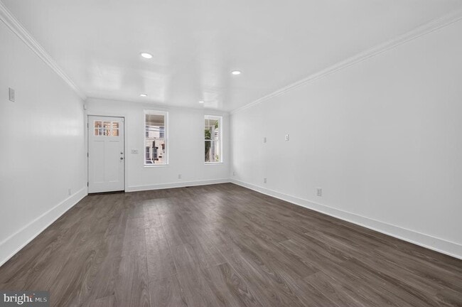 Building Photo - 807 N 42nd St