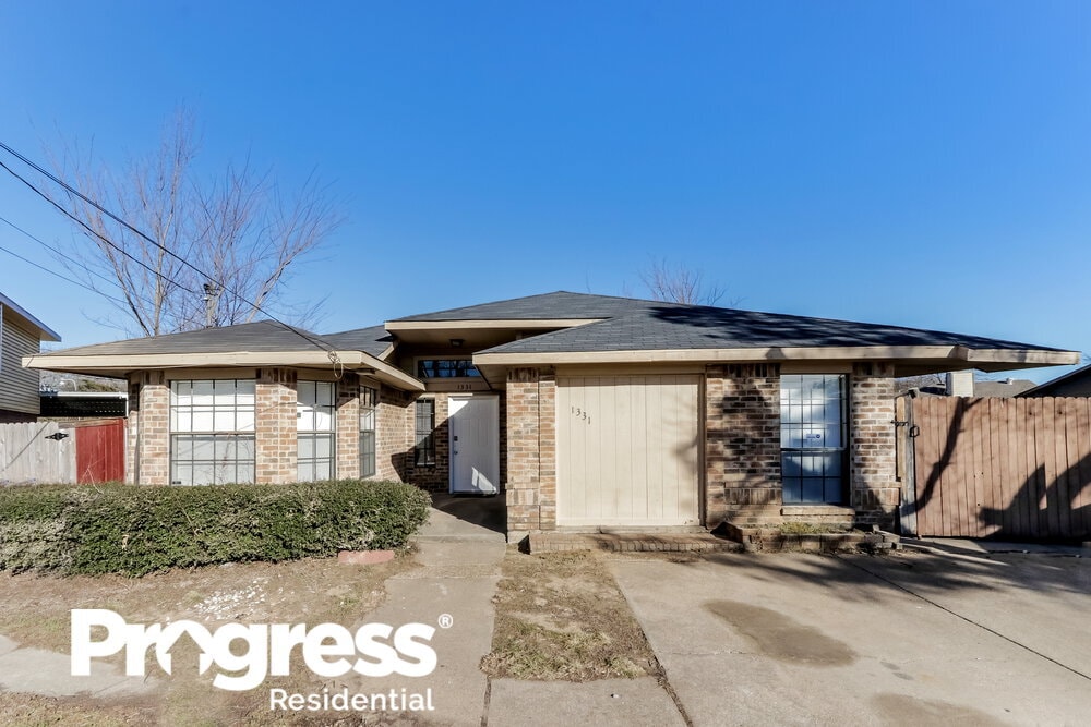 1331 Glencliff Ct, Dallas, TX 75217 House Rental in Dallas, TX