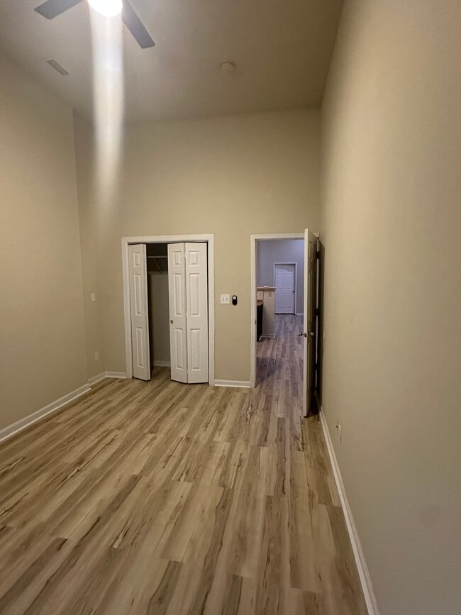 Building Photo - 1410 Madison Ave