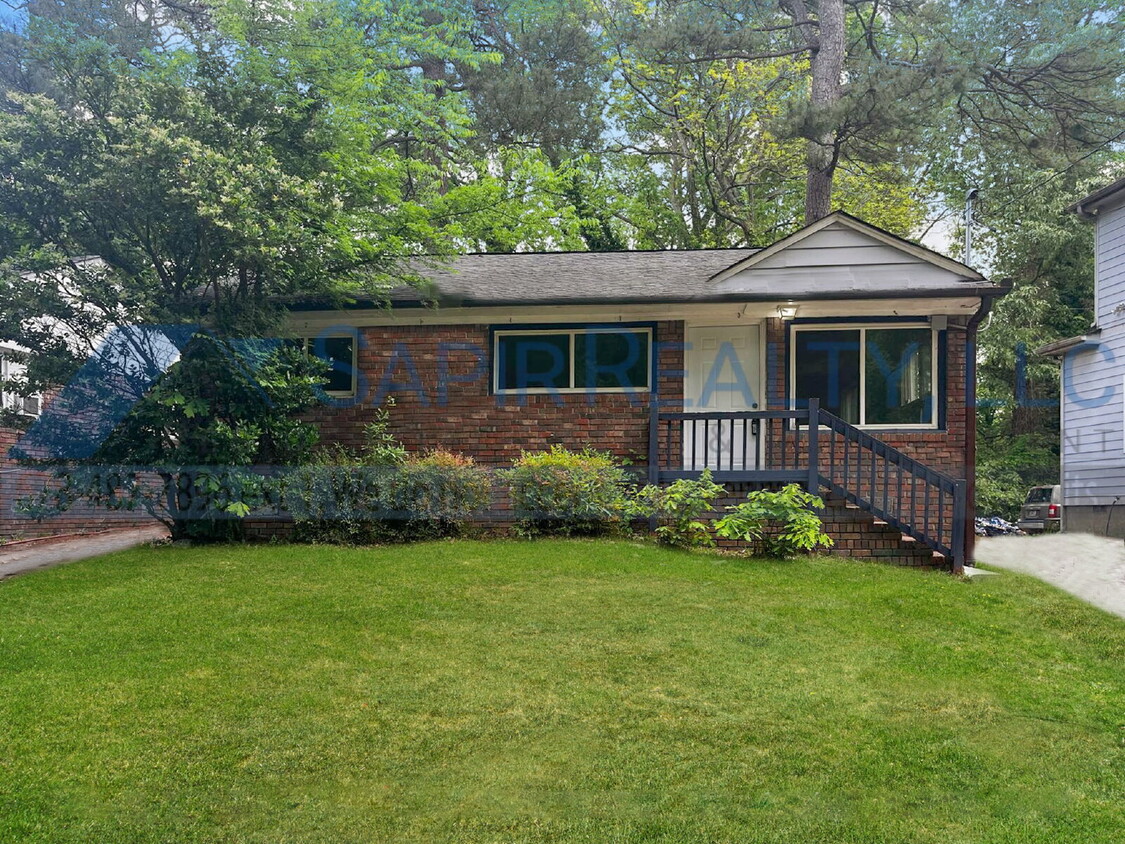 Primary Photo - 2762 7th St SW