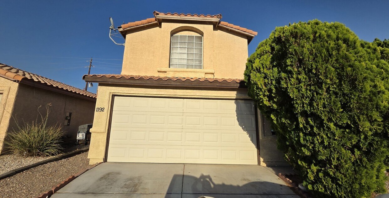 Foto principal - 1192 Pleasant Brook St
