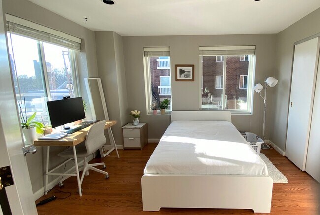 2nd bedroom - 950 Massachusetts Ave