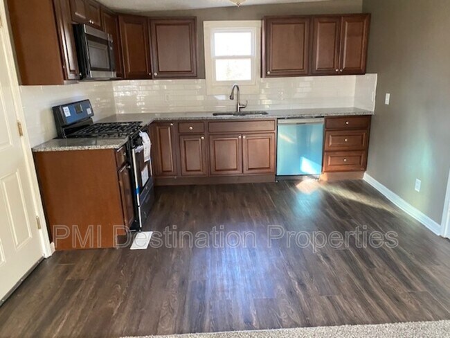 Foto del edificio - 1524 N 36th St