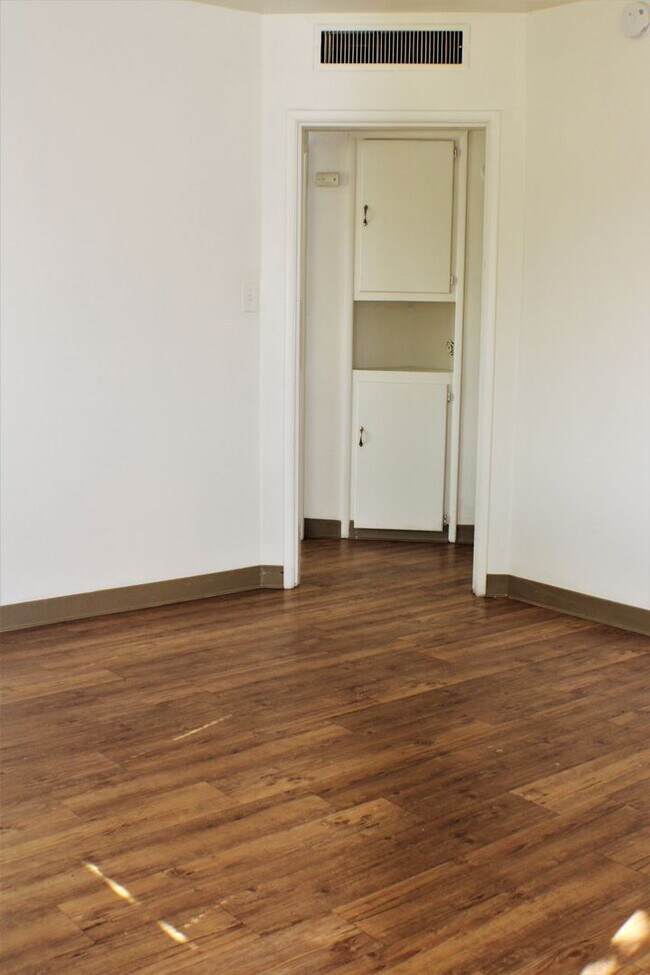 Foto del edificio - 615 Olive Street