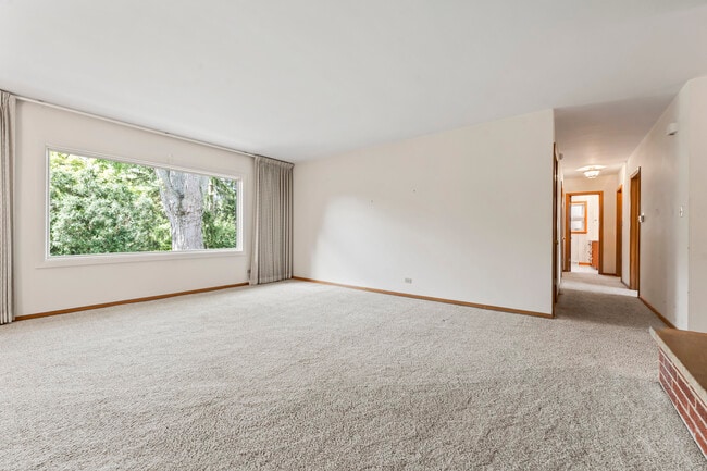 Foto del edificio - 407 E Berkshire Ln
