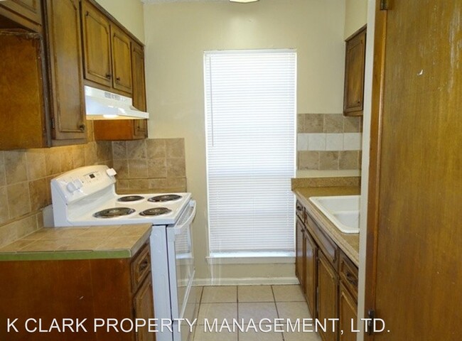 Building Photo - 2 br, 1 bath House - 5728 ALNWICK ST.