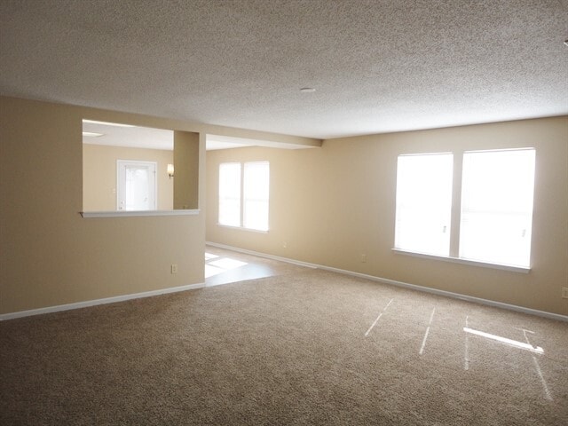 Building Photo - 6725 W Philadelphia Dr