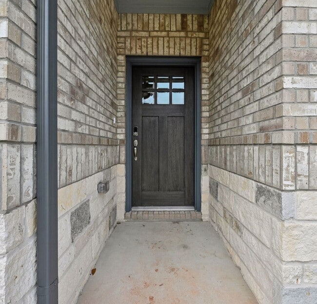 Building Photo - 1410 Waggoner Rnch Trl