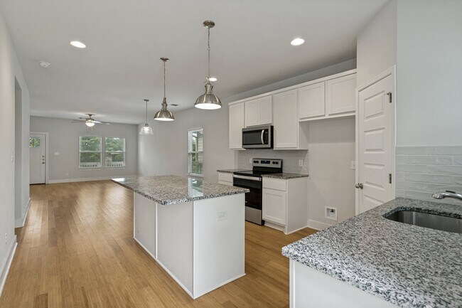 Foto del edificio - 423 Channing Ave
