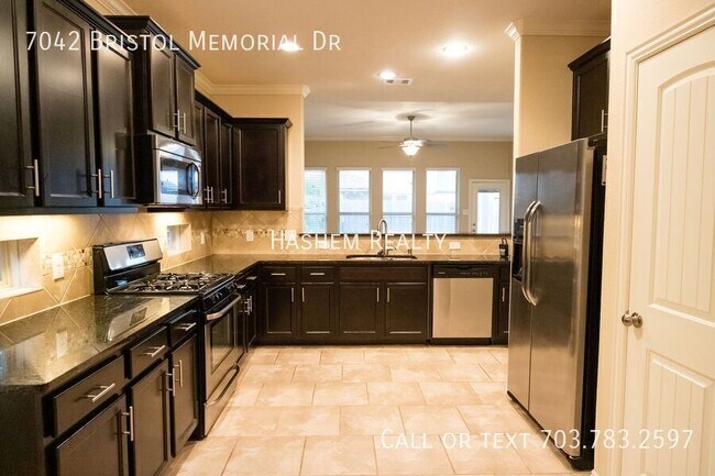 Foto del edificio - 7042 Bristol Memorial Dr