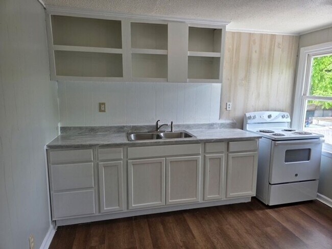 Foto del edificio - Cozy 3 Bedroom Home in Clarksville!