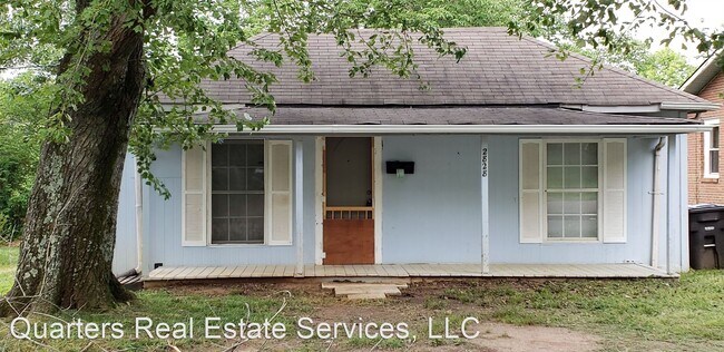 Building Photo - 2 br, 1 bath House - 2828 Ansonia St.
