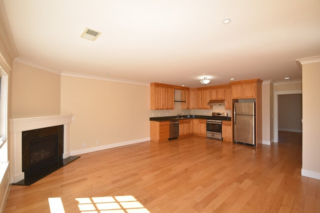 Foto del edificio - 1705 Palm Ave