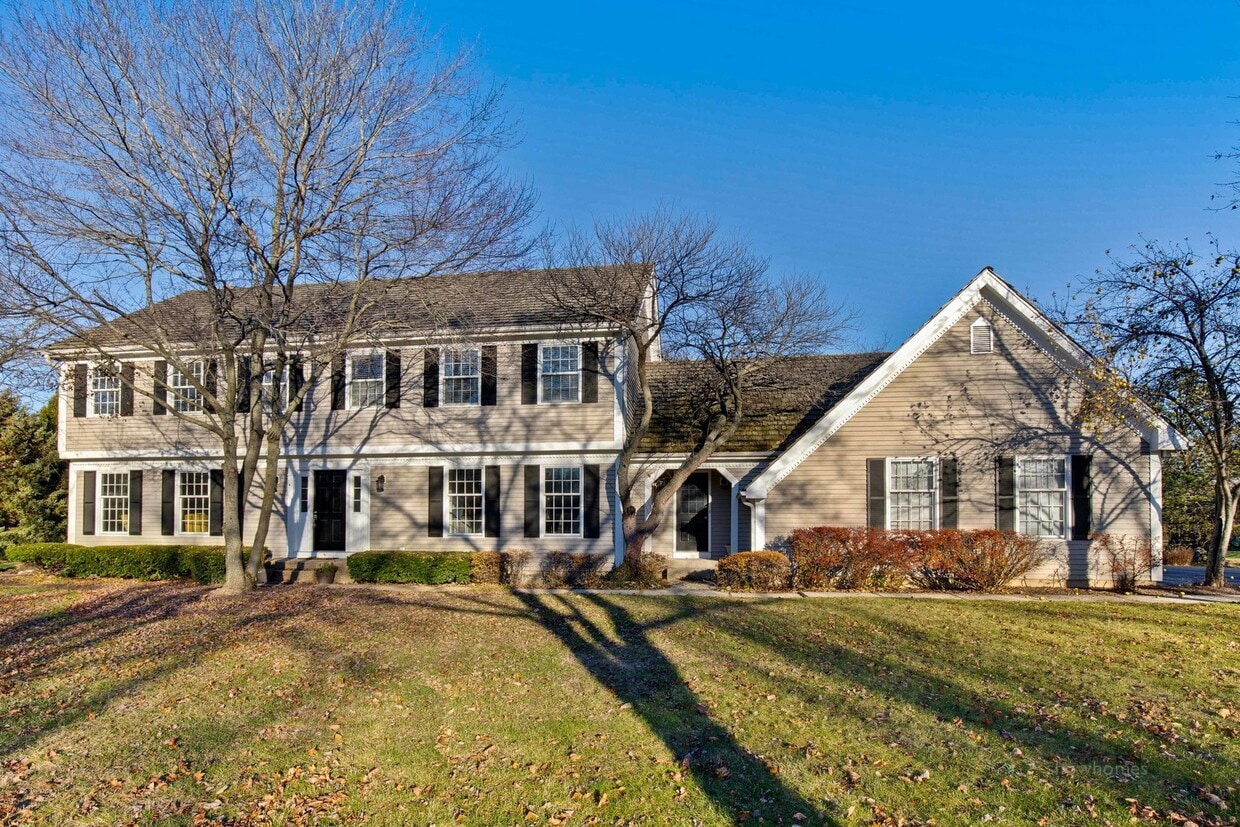 300 S Basswood Rd, Lake Forest, IL 60045 House Rental in Lake Forest