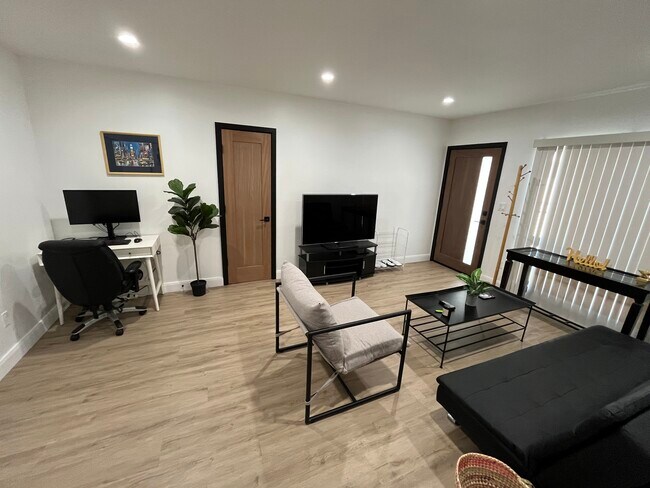 Foto del edificio - 2625 Chariton St