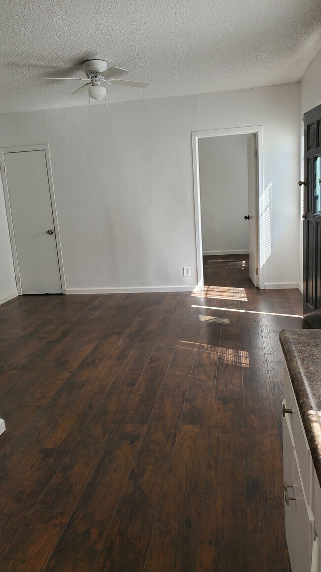 Main Room - 622 W 87th St