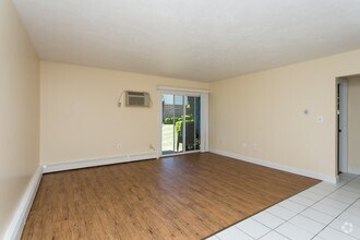 Briarcliff Apartments photo'