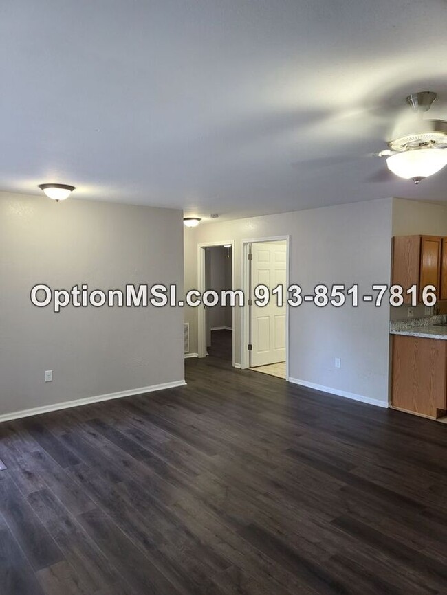 Foto del edificio - 1/2 month free if moved in by 12/15-Nook o...