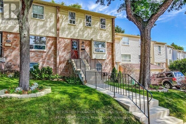 Building Photo - 1055 Shawnmarr Rd