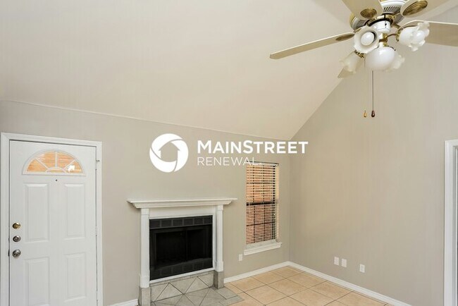 Building Photo - 3 Bedroom Pet-Friendly Home in Rockwall, TX with Main Street Renewal