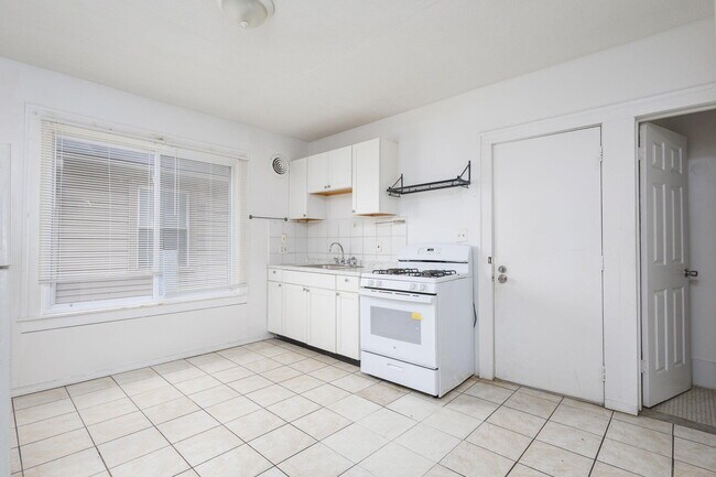 Foto del edificio - 4224 Lois St