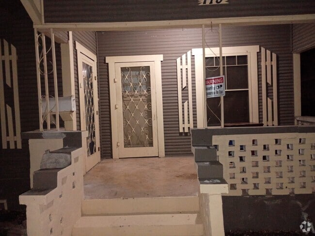 Building Photo - 719 Rigsby Ave