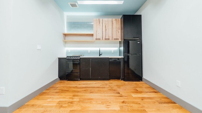 Foto del edificio - 675 Grand St