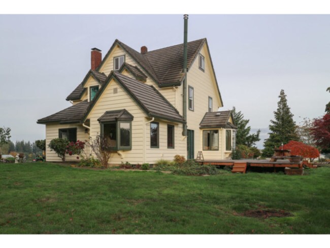 Building Photo - 3102 NE 259th St