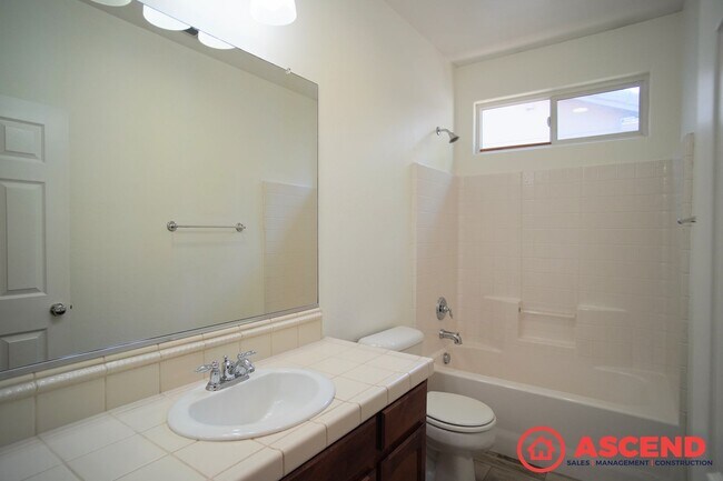 Foto del edificio - Beautiful Home Located in Rosedale with So...