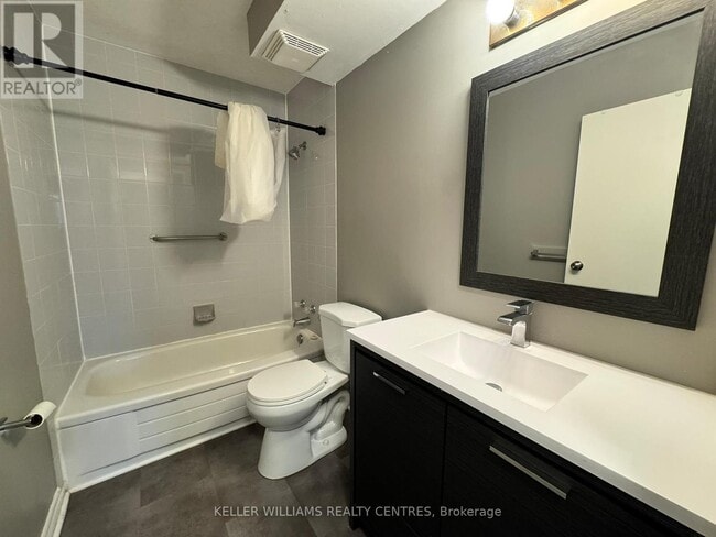 Building Photo - 126 Bell Farm Rd